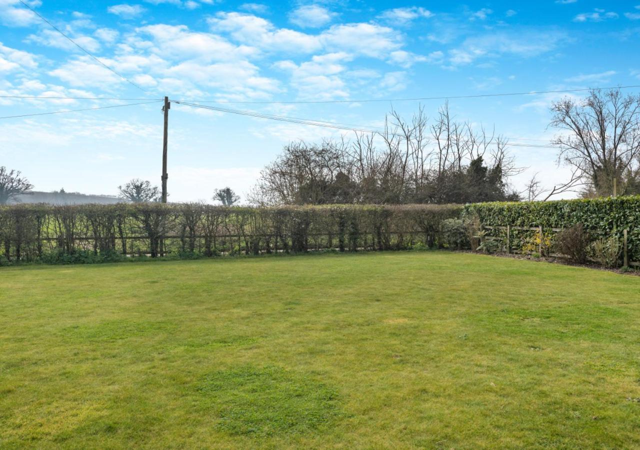 Elms Barn Villa Wangford Exterior photo